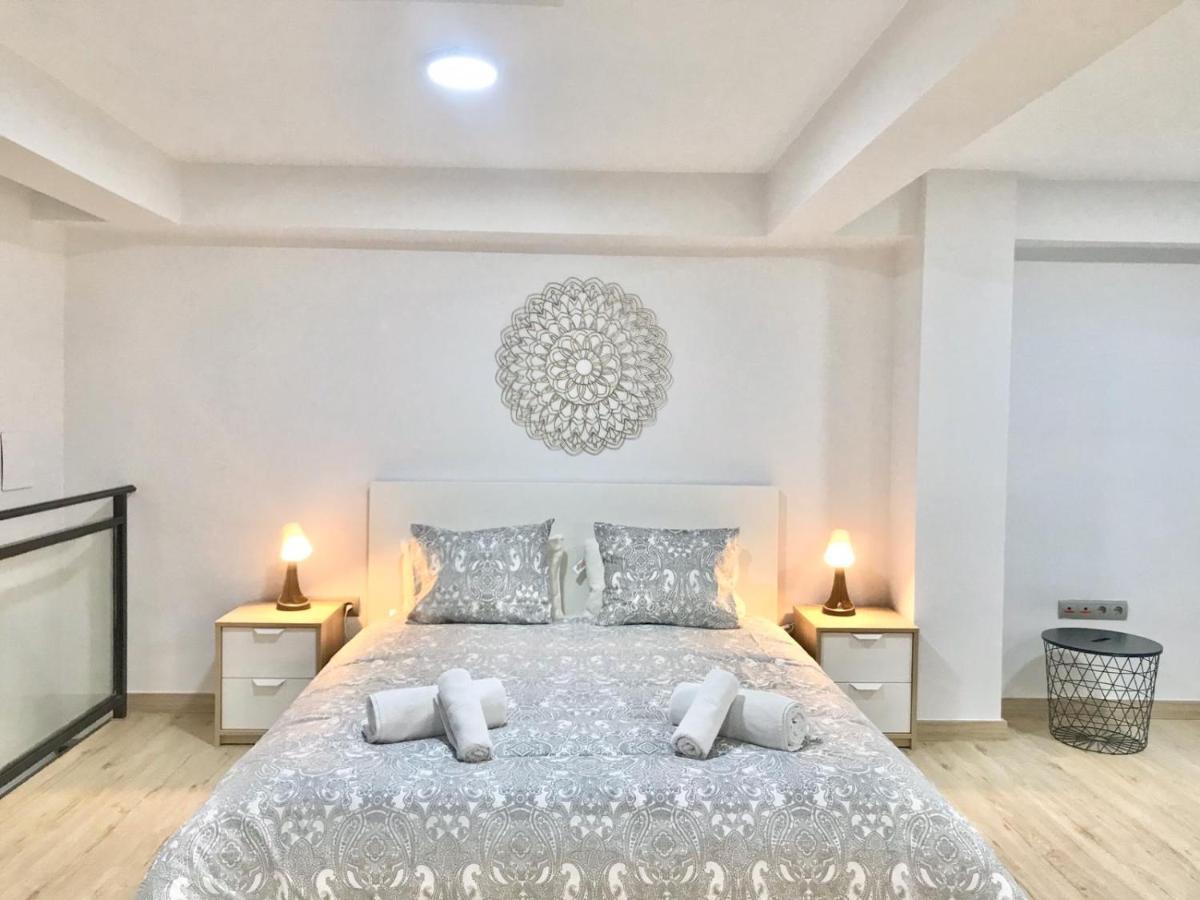 Modern & Spacious Apartment In Plaza De La Merced มาลากา ภายนอก รูปภาพ